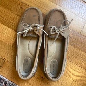 Sperry loafer
